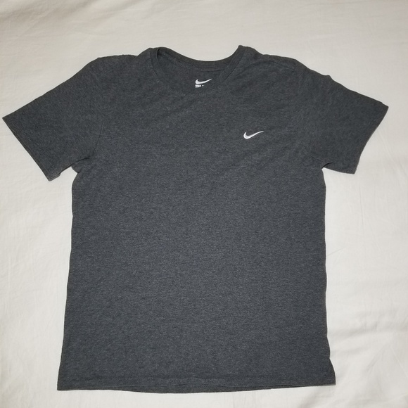 mens plain nike t shirts